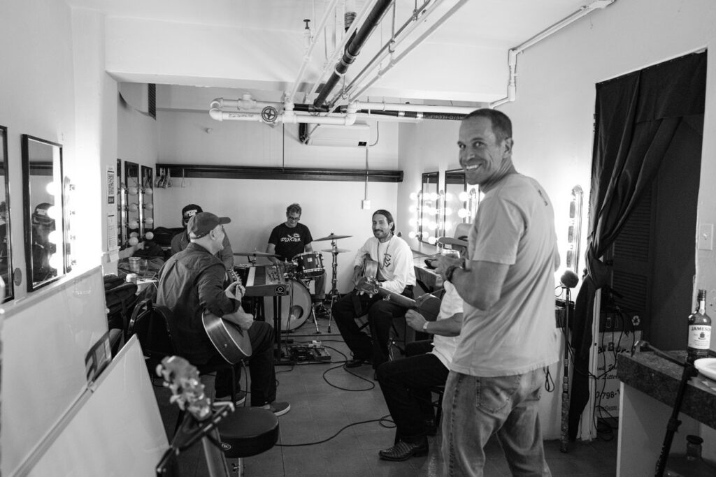 SURFILMUSIC – The Tour